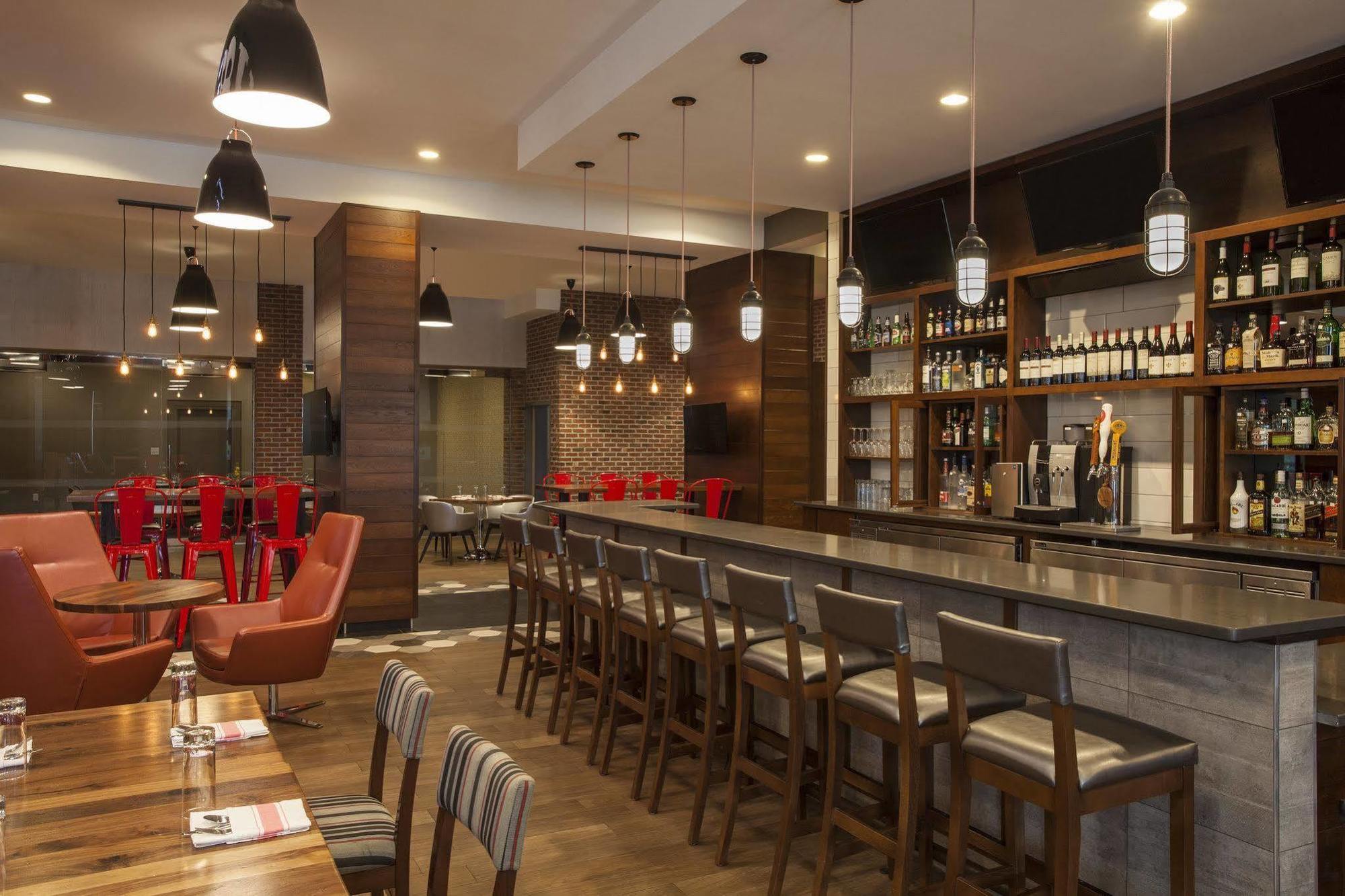 Four Points By Sheraton Richmond Midlothian Exteriör bild